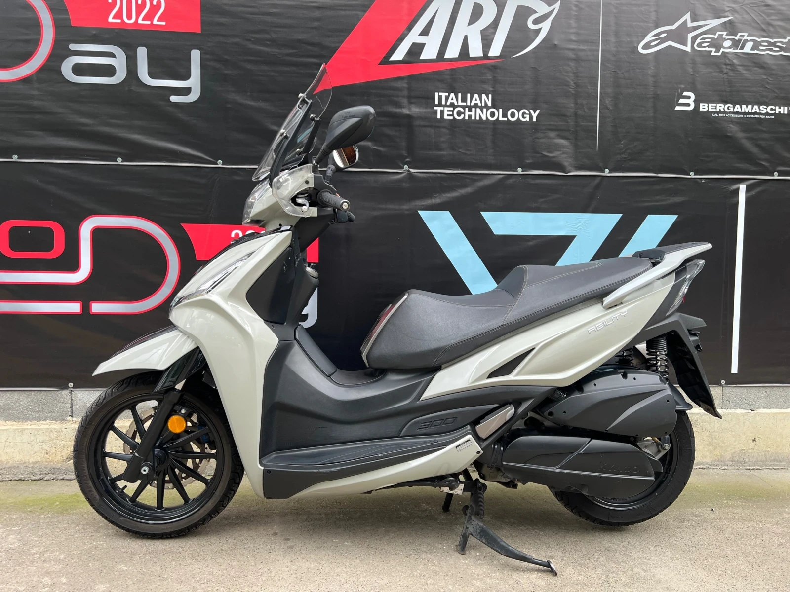 Kymco Agility 300i/ABS/LED/11.2019г - изображение 2