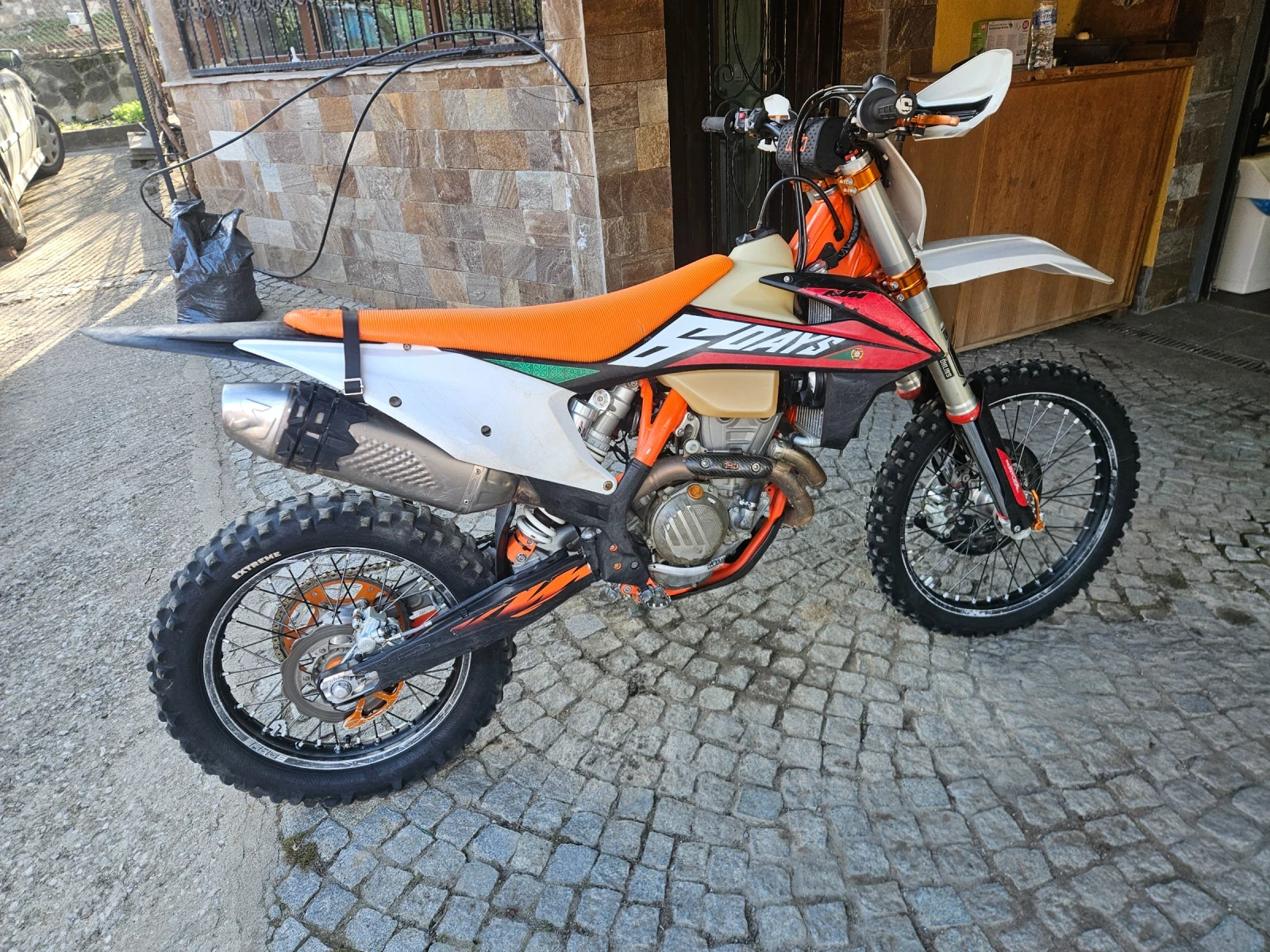 Ktm 350 EXC-F SIX DAYS, снимка 2 - Мотоциклети и мототехника - 53798241