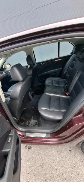 Skoda Superb 2.0 TDI, снимка 9