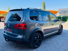 VW Touran 2.0d/CROSS/ВС.ЕКСТРИ/ПАНО+ КАМЕРА+ САМОПАРКИРАНЕ/Т, снимка 7
