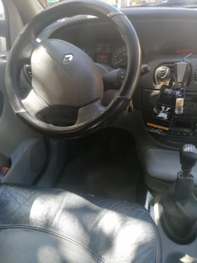 Renault Scenic, снимка 2