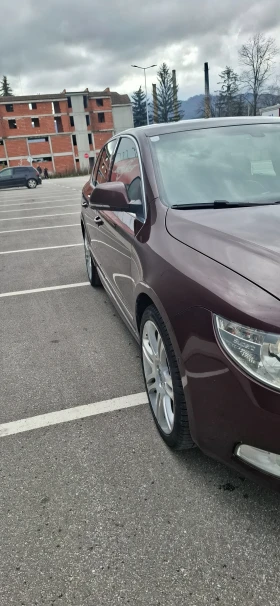 Skoda Superb 2.0 TDI - 6600 € / 12908.48 лв. - 74565293 4