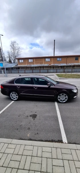 Skoda Superb 2.0 TDI - 6600 € / 12908.48 лв. - 74565293 5