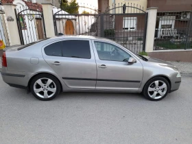 Skoda Octavia 2.0 - 4900 € / 9583.57 лв. - 92786416 15