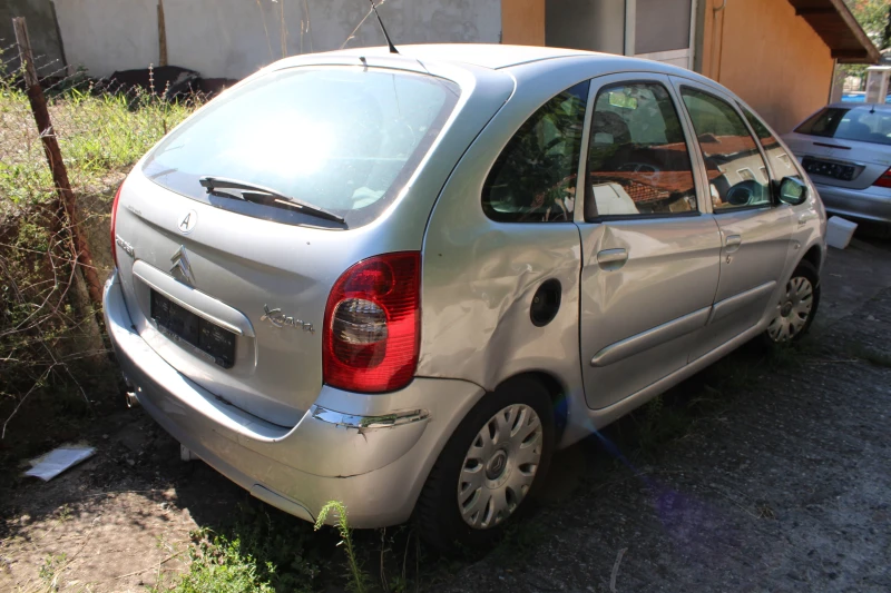 Citroen Xsara picasso 1.6I Климатроник, снимка 5 - Автомобили и джипове - 47403429