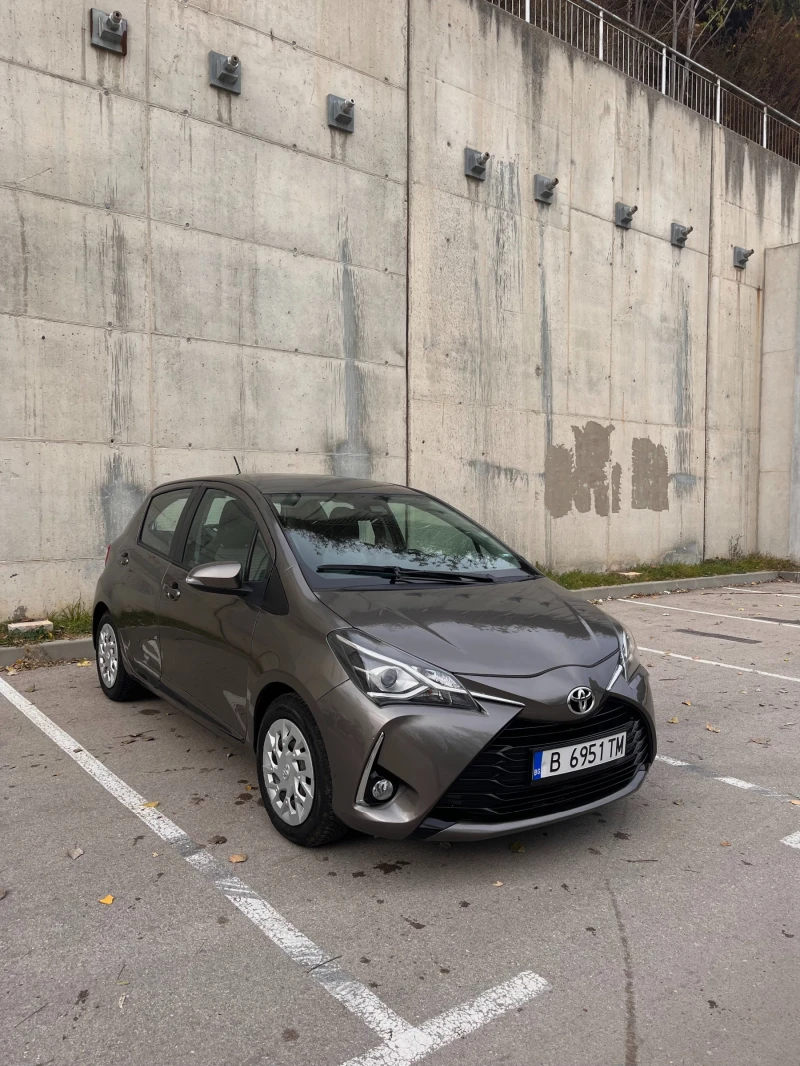 Toyota Yaris 1.0 - km22000, снимка 11 - Автомобили и джипове - 48080640