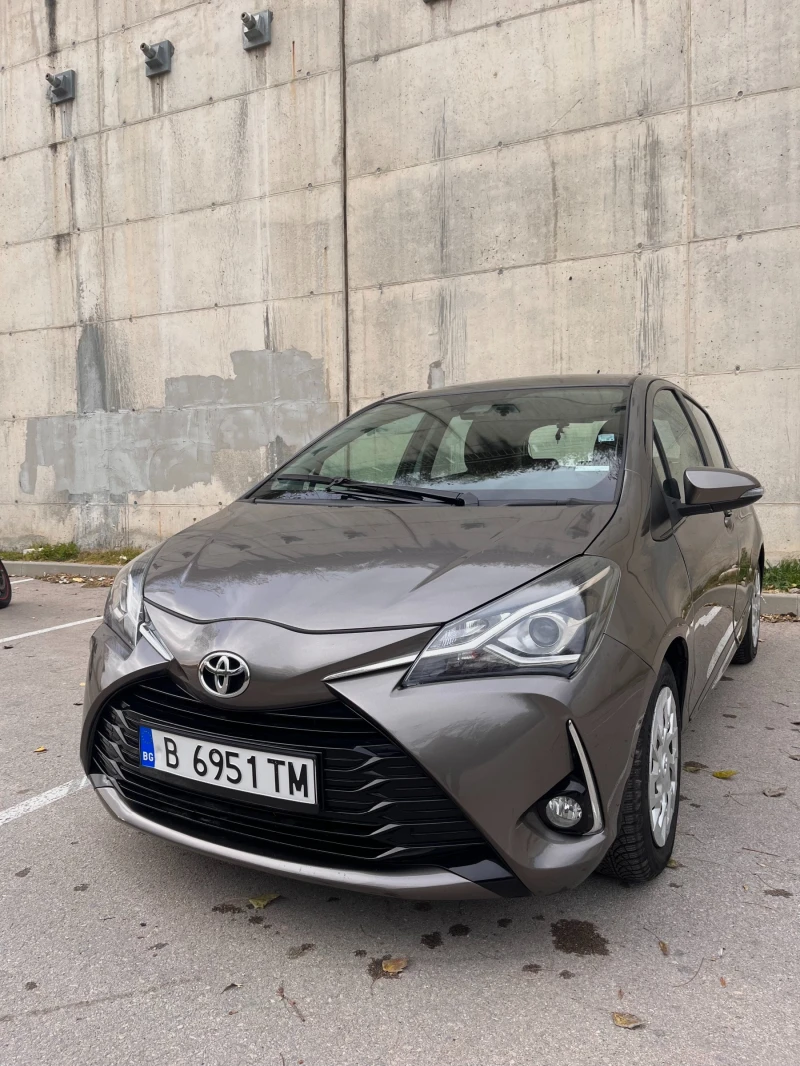 Toyota Yaris 1.0 - km22000, снимка 14 - Автомобили и джипове - 48080640