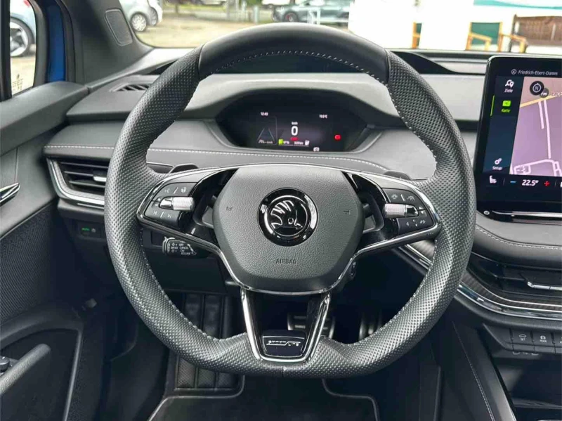 Skoda Enyaq 80/SPORT-LINE/265HP/HUD/4x4/CAM/NAVI/LED/AMBI/248g, снимка 12 - Автомобили и джипове - 51567607