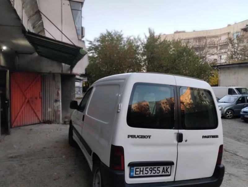 Peugeot Partner hdi, снимка 6 - Автомобили и джипове - 52698746