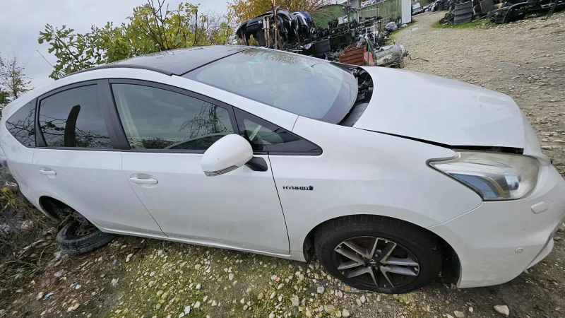 Toyota Prius 1, 8, снимка 8 - Автомобили и джипове - 52359502
