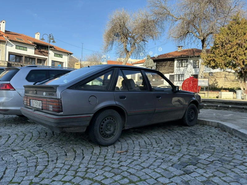 Opel Ascona, снимка 10 - Автомобили и джипове - 52845914