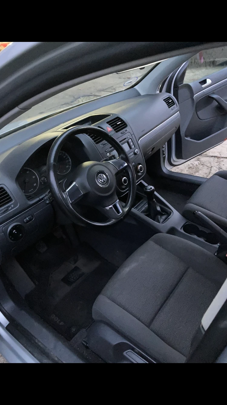 VW Golf 1.9TDI, снимка 8 - Автомобили и джипове - 52671675
