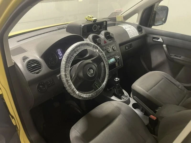 VW Caddy Метан/Газ, снимка 6 - Автомобили и джипове - 55911109