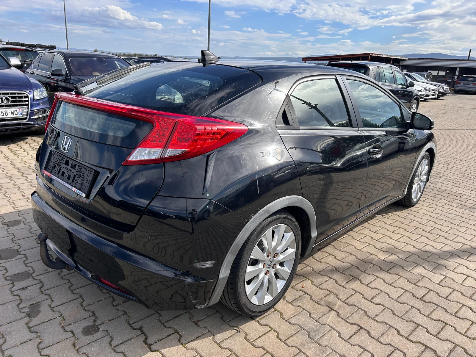 Honda Civic 1.6DTEC KAMERA EURO 5 - изображение 6