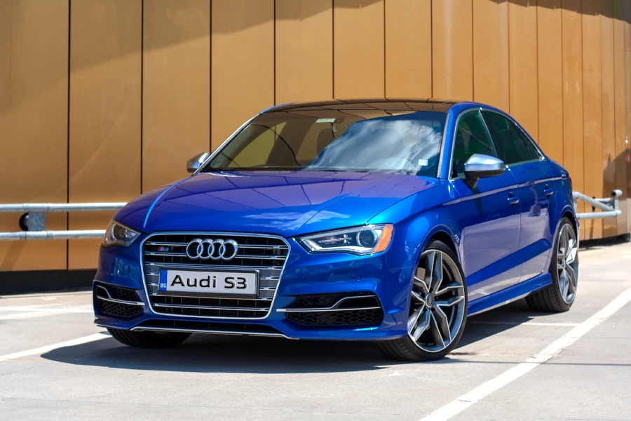 Audi S3 sedan, Sepang Blue Pearl - изображение 6