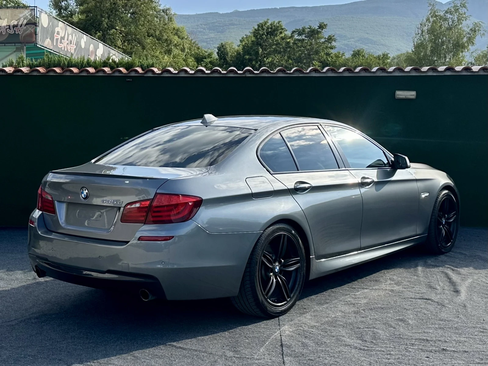 BMW 535 D M-Pack Comfort Обдухване KeyLessGO Памет ЛИЗИНГ - изображение 4