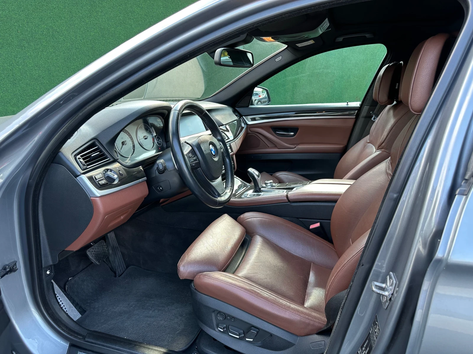 BMW 535 D M-Pack Comfort Обдухване KeyLessGO Памет ЛИЗИНГ - изображение 7