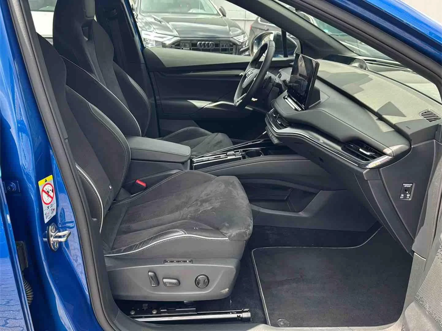 Skoda Enyaq 80/SPORT-LINE/265HP/HUD/4x4/CAM/NAVI/LED/AMBI/248g | Mobile.bg   14