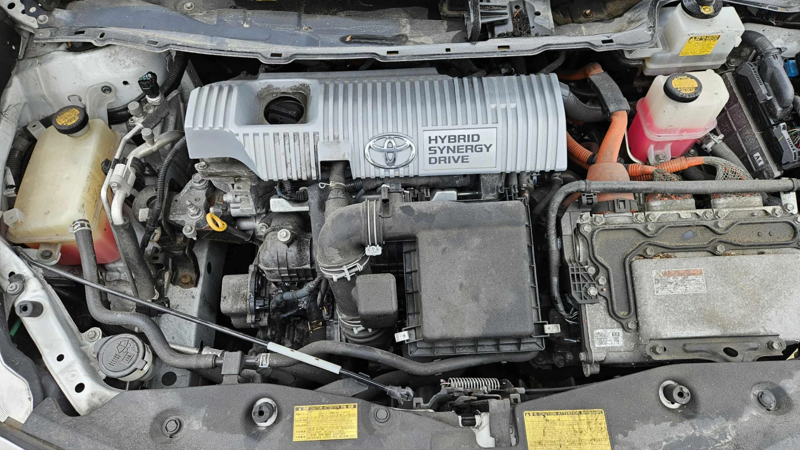 Toyota Prius 1, 8 - изображение 2