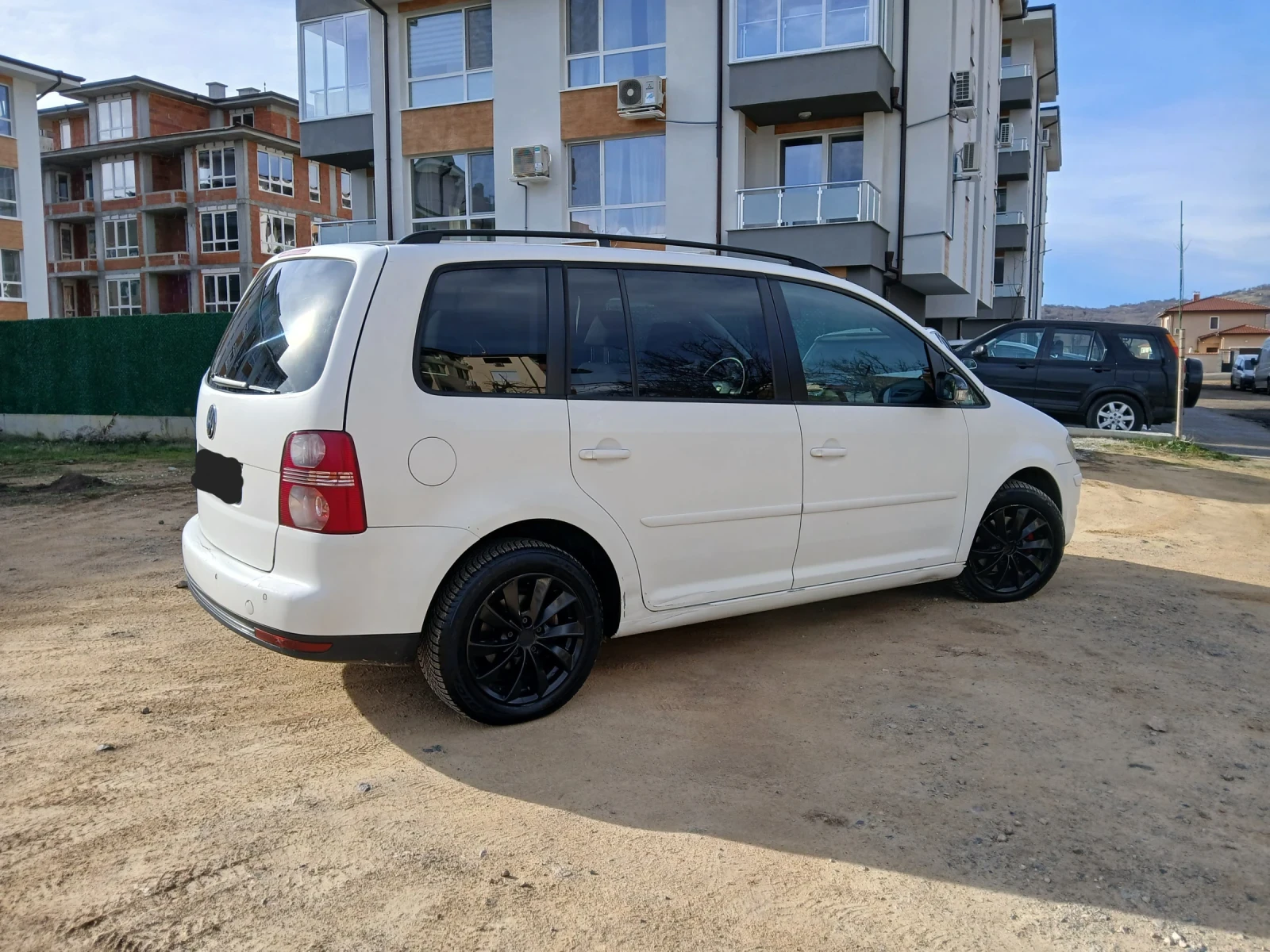 VW Touran  - изображение 2
