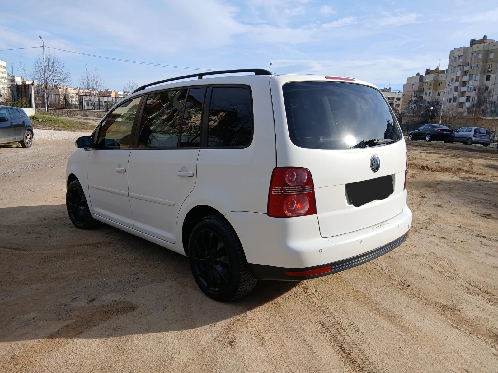 VW Touran  - изображение 3