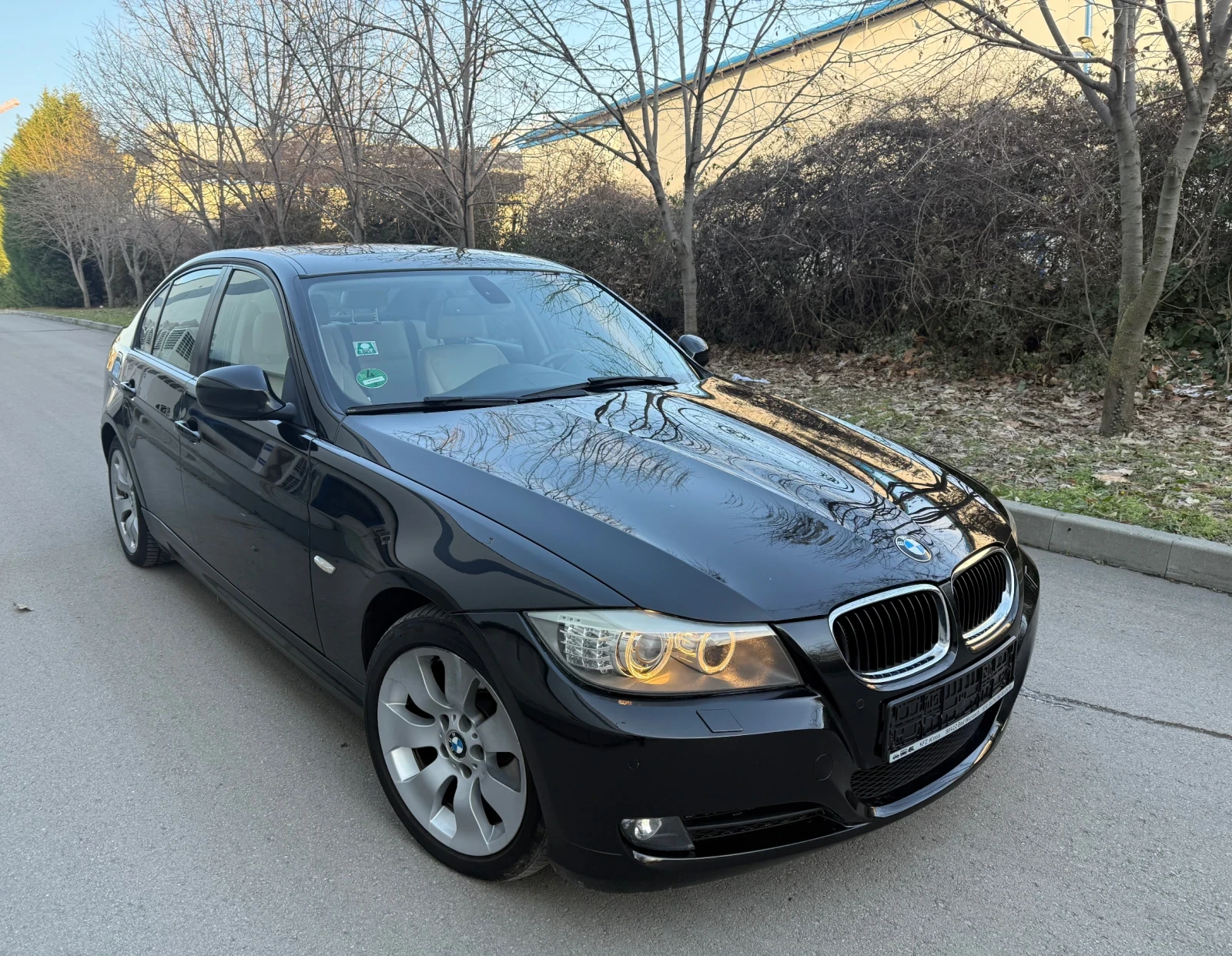 BMW 318 AUTOM* NAVI* XENON* FACELIFT | Mobile.bg � ����������� 1