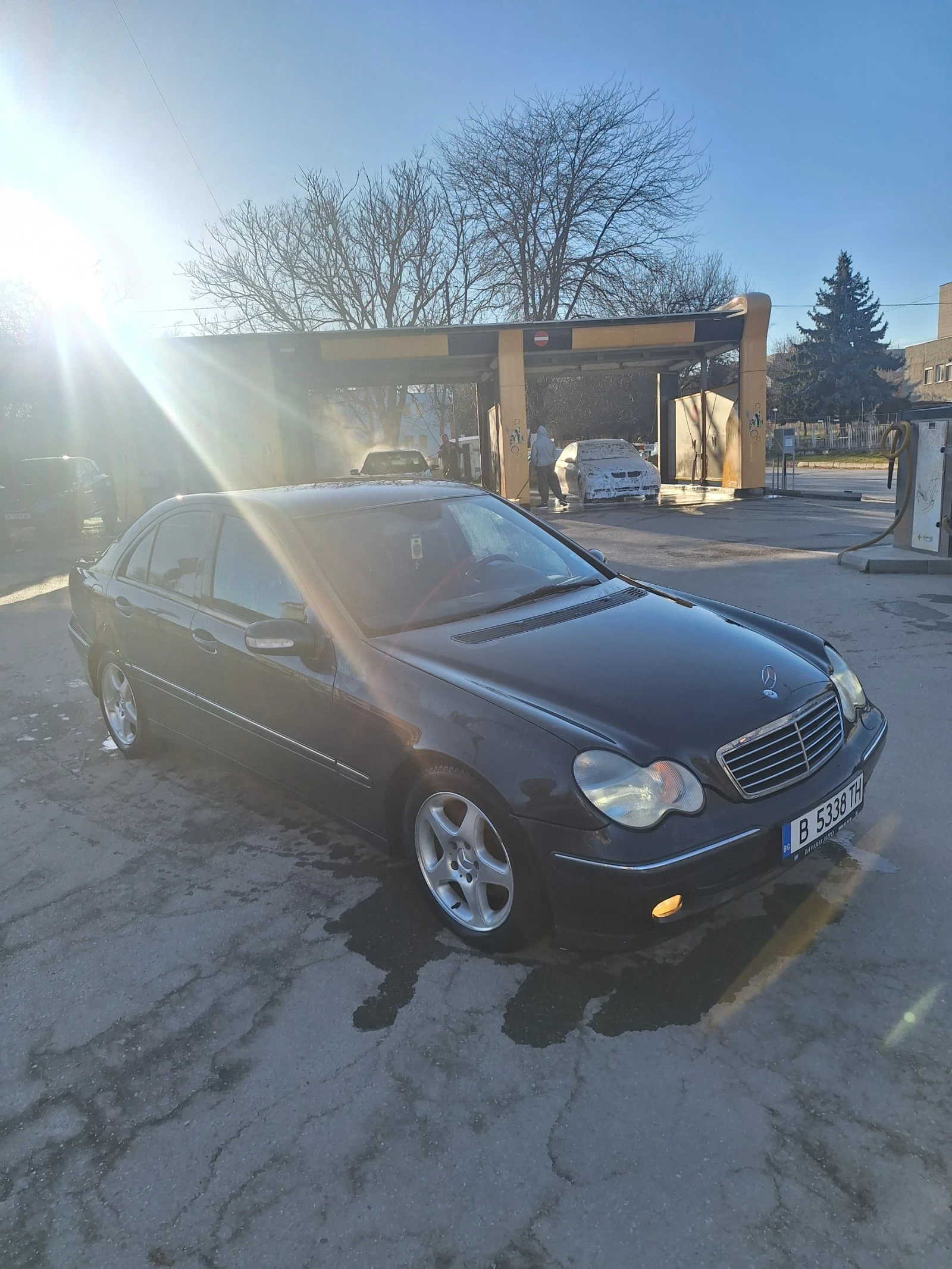Mercedes-Benz C 220 2.2 CDI, снимка 2 - Автомобили и джипове - 53748235