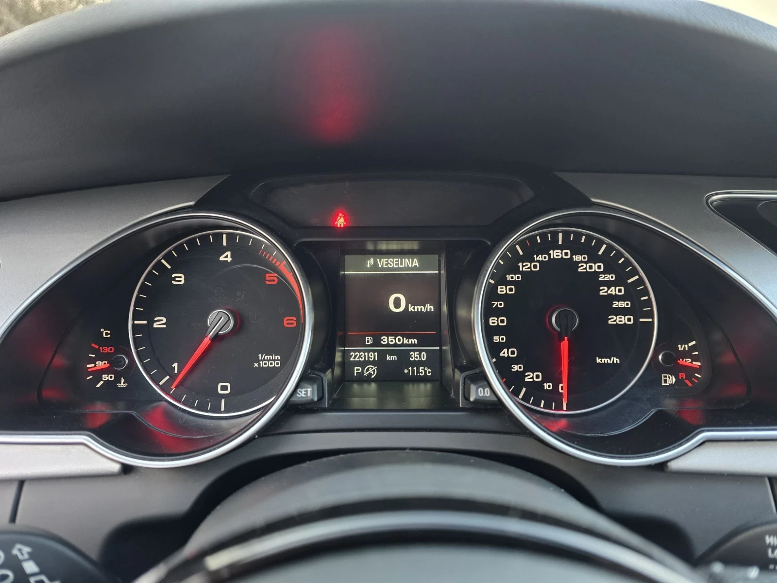 Audi A5 2.0TDI 190к.с Quattro 3xS-LINE , снимка 17 - Автомобили и джипове - 53863703