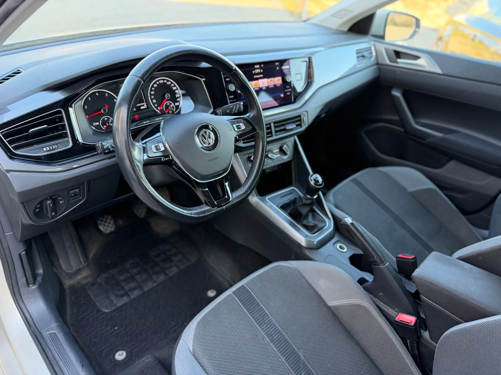 VW Polo 1.0TSI* CAMERA* , снимка 7 - Автомобили и джипове - 53894677