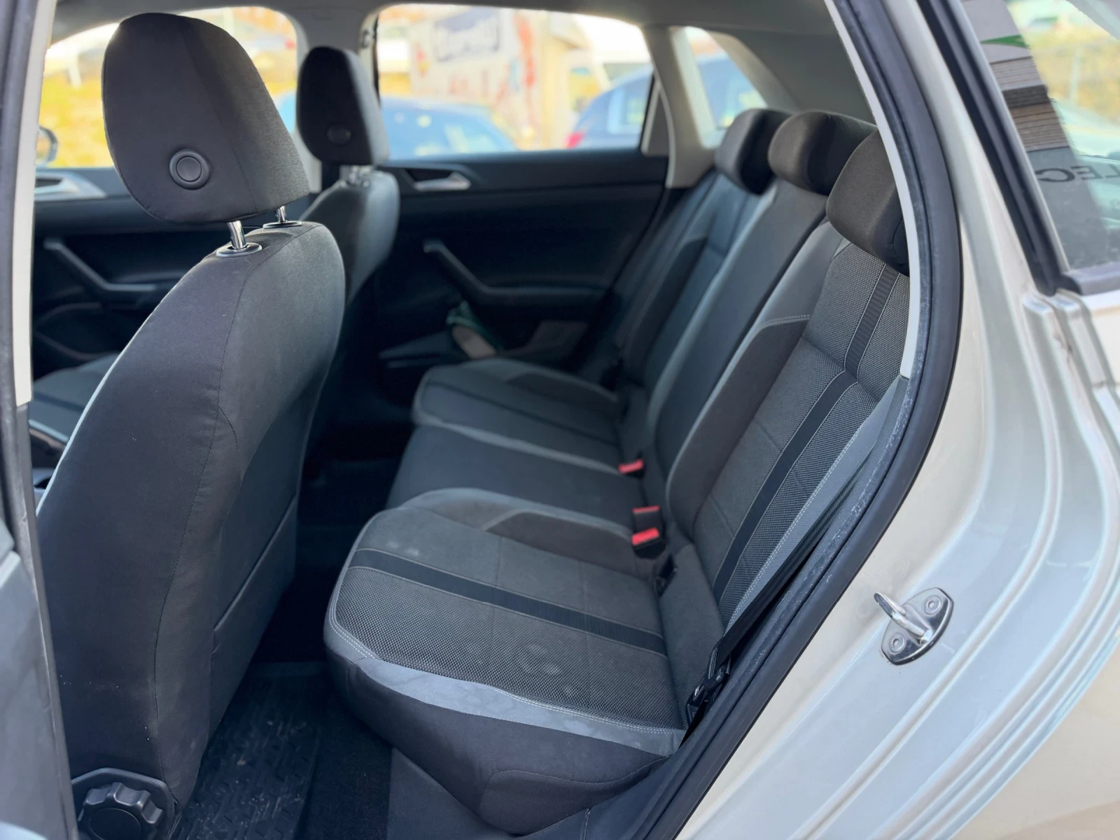 VW Polo 1.0TSI* CAMERA* , снимка 12 - Автомобили и джипове - 53894677