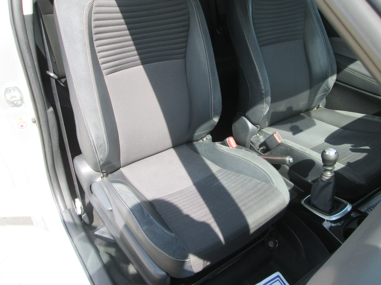 Toyota Yaris 1.4D4D Навигация-Панорама, снимка 16 - Автомобили и джипове - 53983541