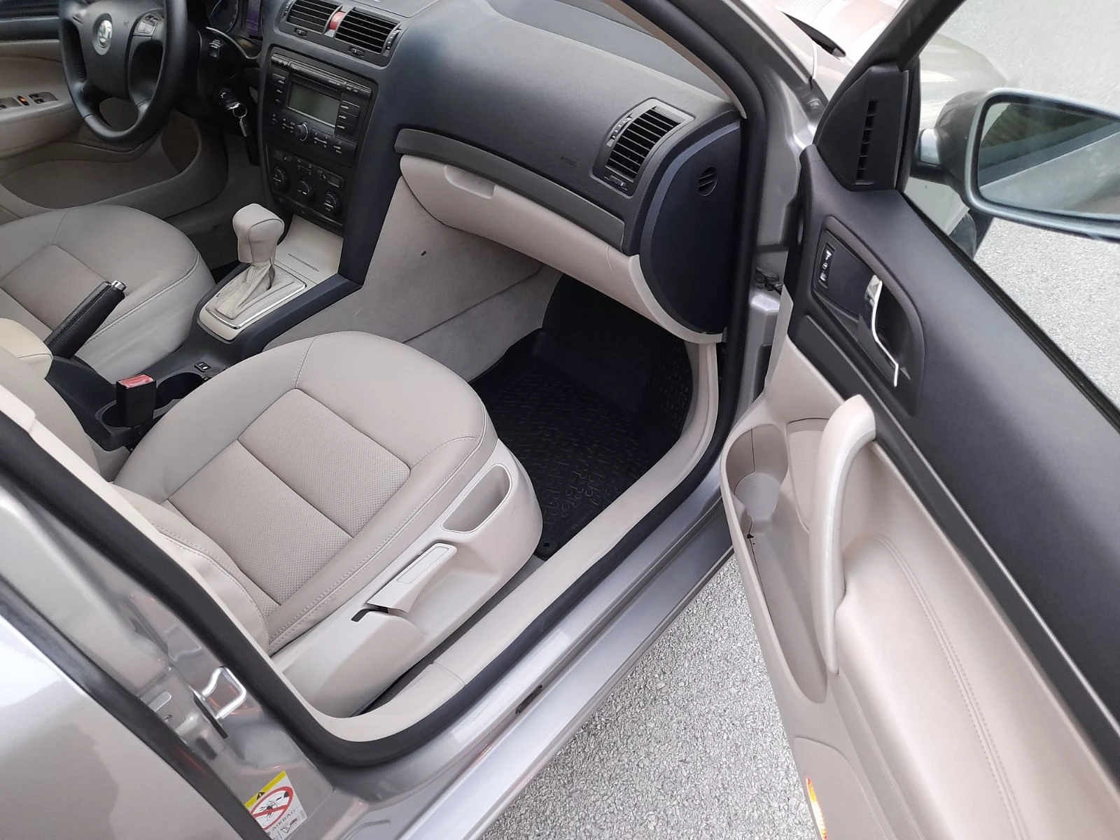 Skoda Octavia 2.0 | Mobile.bg � ����������� 12