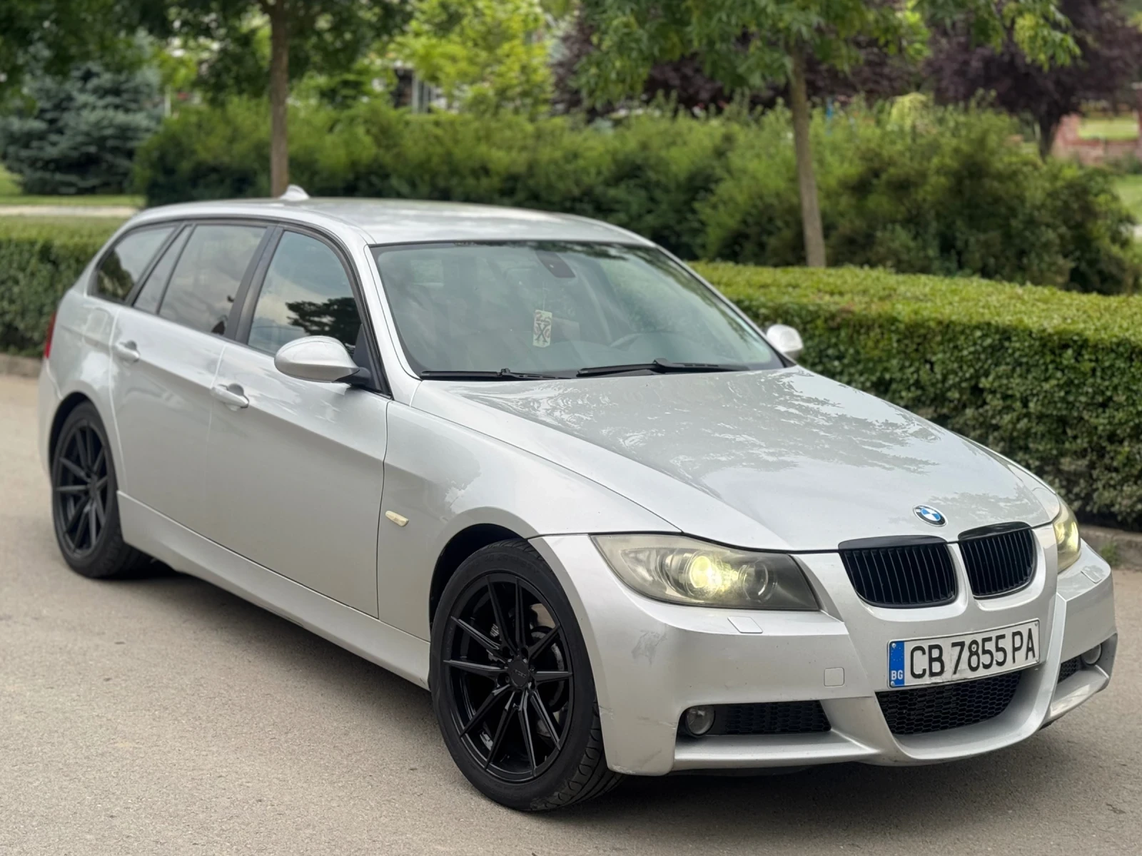 BMW 330 xd M-pack* Recaro* Navi, снимка 3 - Автомобили и джипове - 54306337