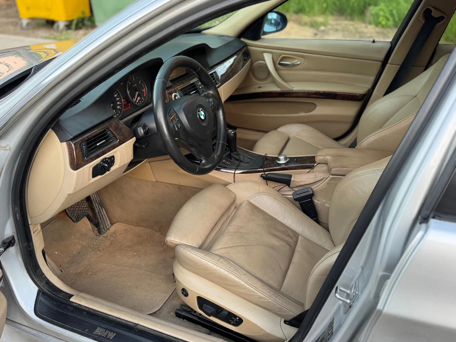 BMW 330 xd M-pack, снимка 6 - Автомобили и джипове - 54306337