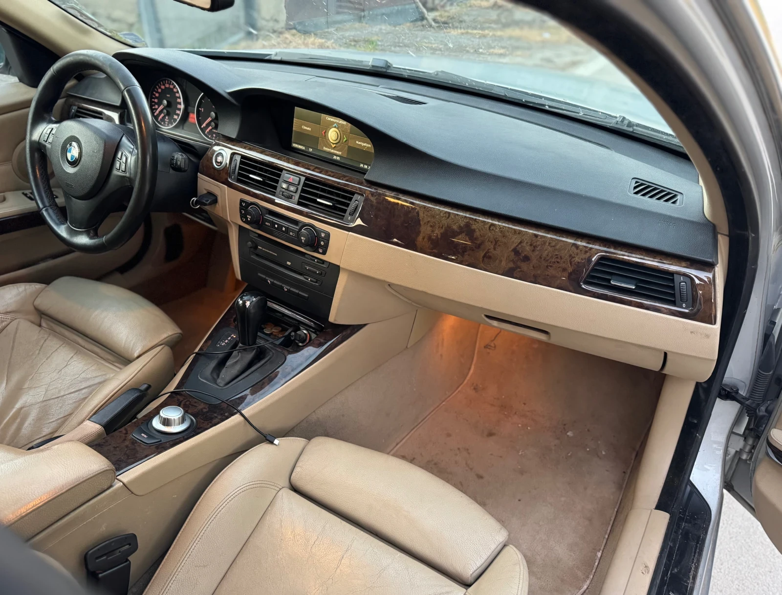 BMW 330 xd M-pack, снимка 8 - Автомобили и джипове - 54306337