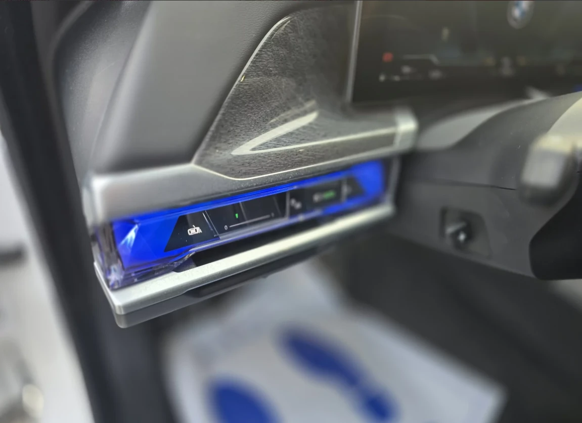BMW 740 M SPORT | THEATRE SCREEN, снимка 15 - Автомобили и джипове - 54399362