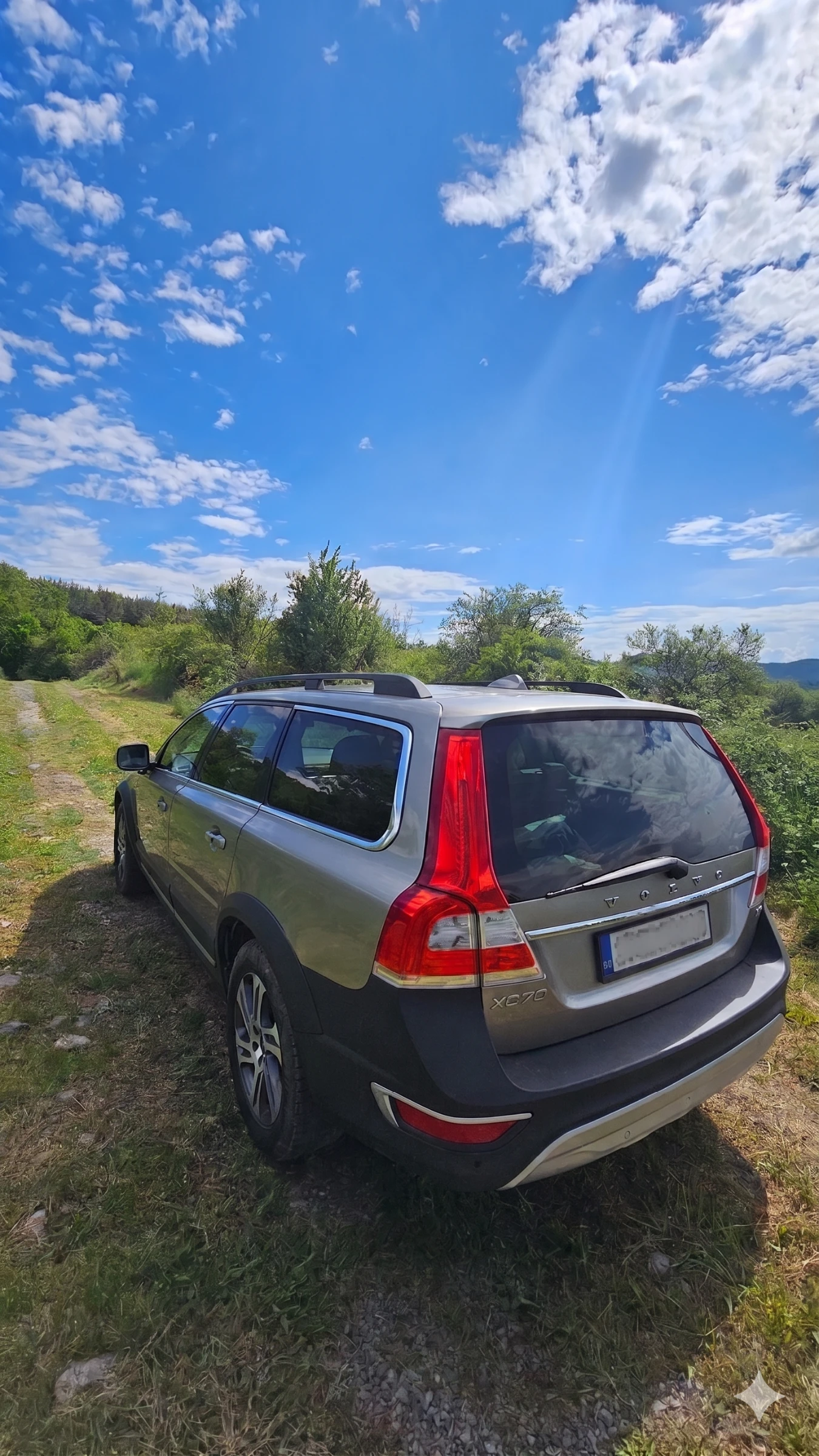 Volvo Xc70 Бензин/Газ Premier Plus  3.2l , снимка 2 - Автомобили и джипове - 54456844