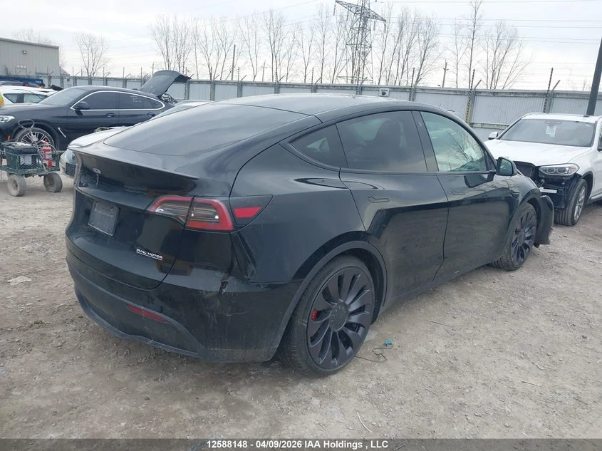 Tesla Model Y Perfromance, снимка 2 - Автомобили и джипове - 54656822