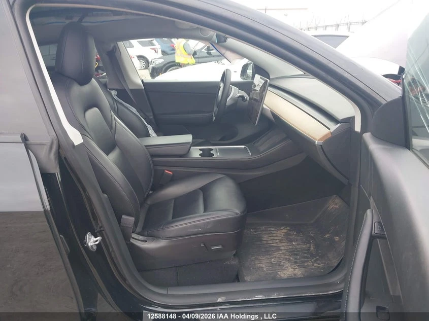 Tesla Model Y Perfromance, снимка 5 - Автомобили и джипове - 54656822