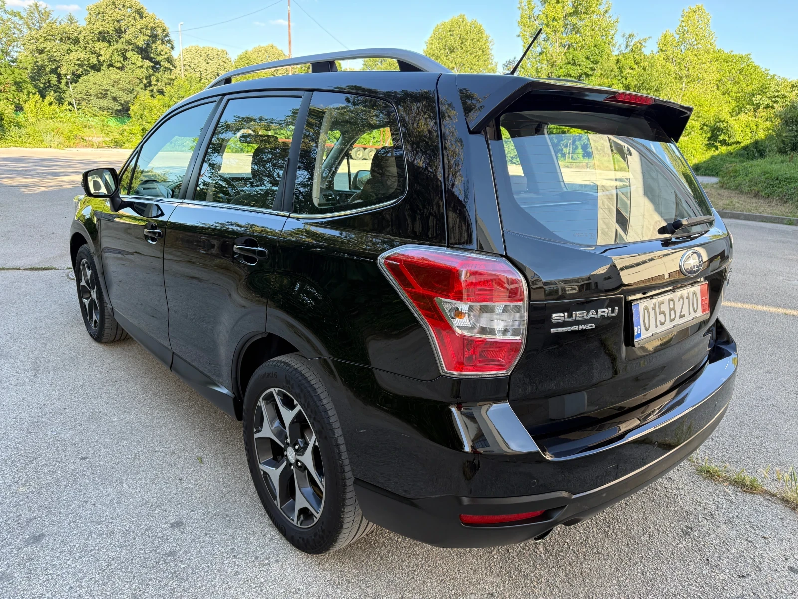Subaru Forester 2.0i XT SWISS, снимка 5 - Автомобили и джипове - 54962883