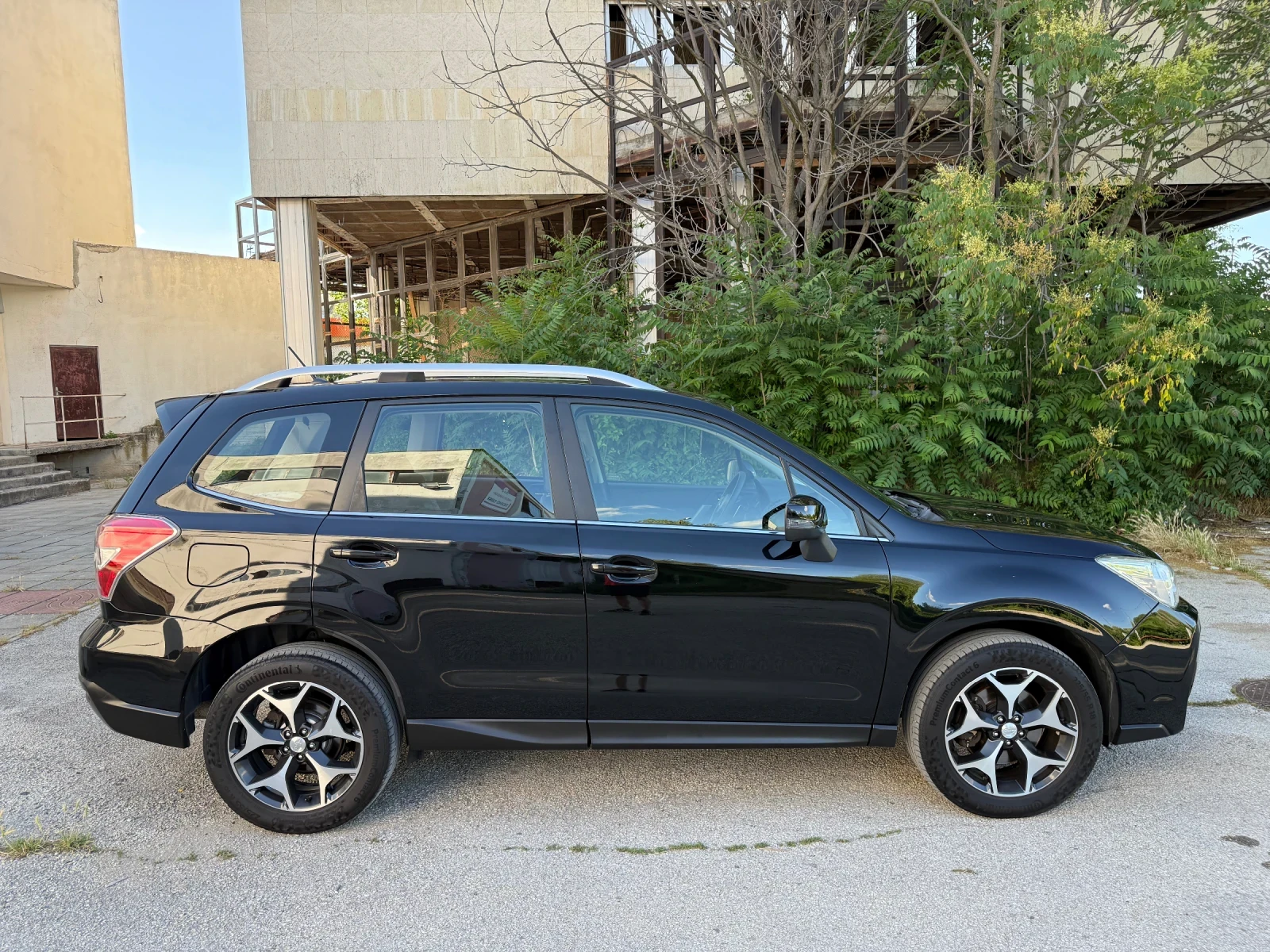 Subaru Forester 2.0i XT SWISS, снимка 3 - Автомобили и джипове - 54962883