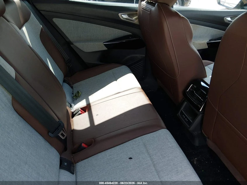 VW ID.4 Volkswagen Pro, снимка 8 - Автомобили и джипове - 55313928