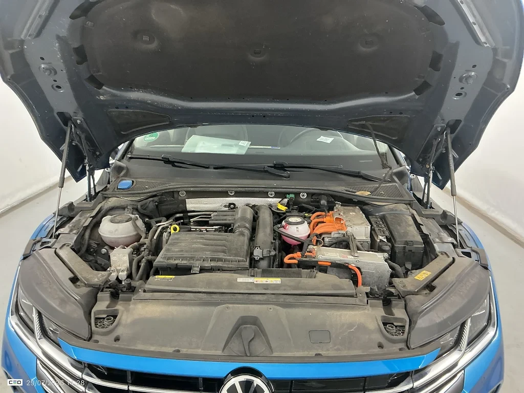 VW Arteon SHOOTING BRAKE EHYBRID ELEGANCE BUSINESS, снимка 6 - Автомобили и джипове - 56104316