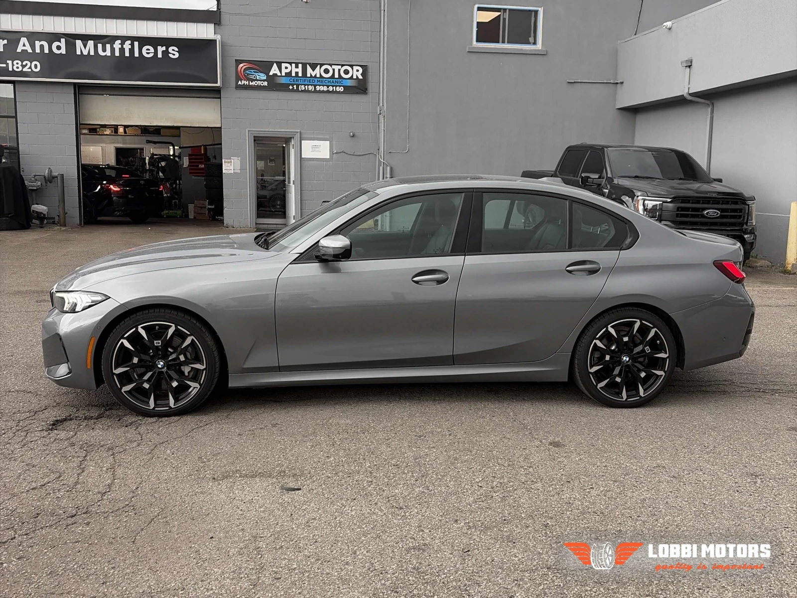 BMW 330, снимка 2 - Автомобили и джипове - 56128569