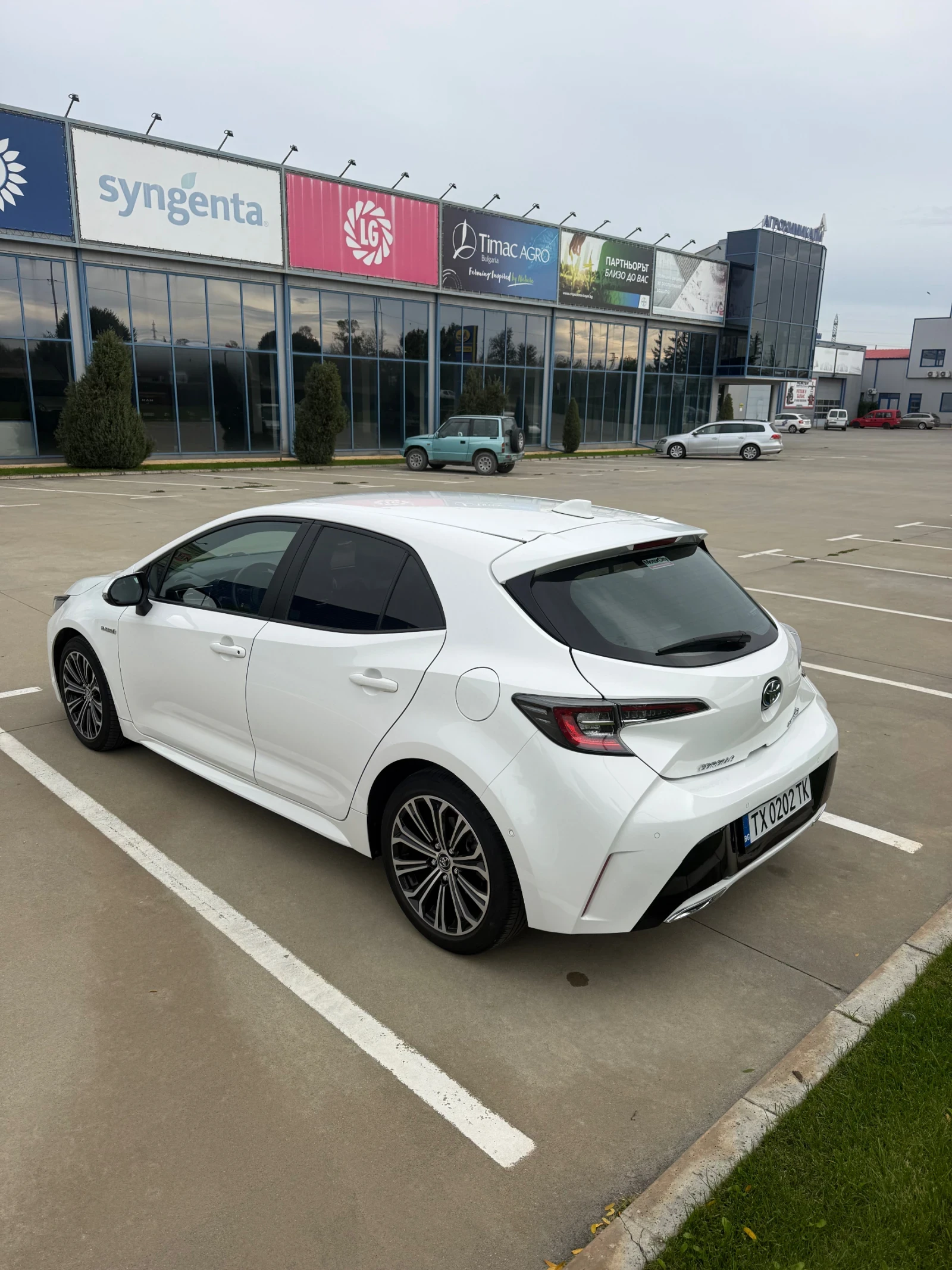 Toyota Corolla, снимка 8 - Автомобили и джипове - 56522026