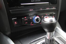 Audi SQ5 Quattro/Panorama/Navi/Подгрев, снимка 10 - Автомобили и джипове - 38353582