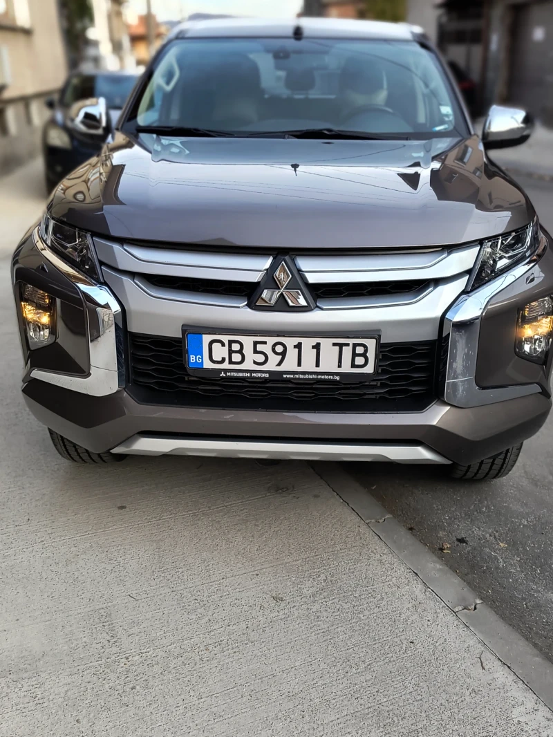 Mitsubishi L200, снимка 15 - Автомобили и джипове - 47528007