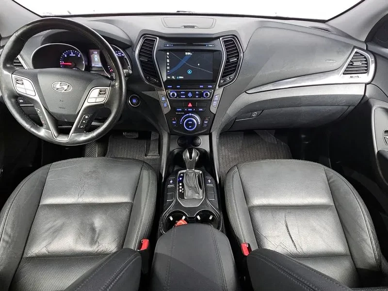 Hyundai Santa fe 2.0 2WD PREMIUM, снимка 7 - Автомобили и джипове - 55796645
