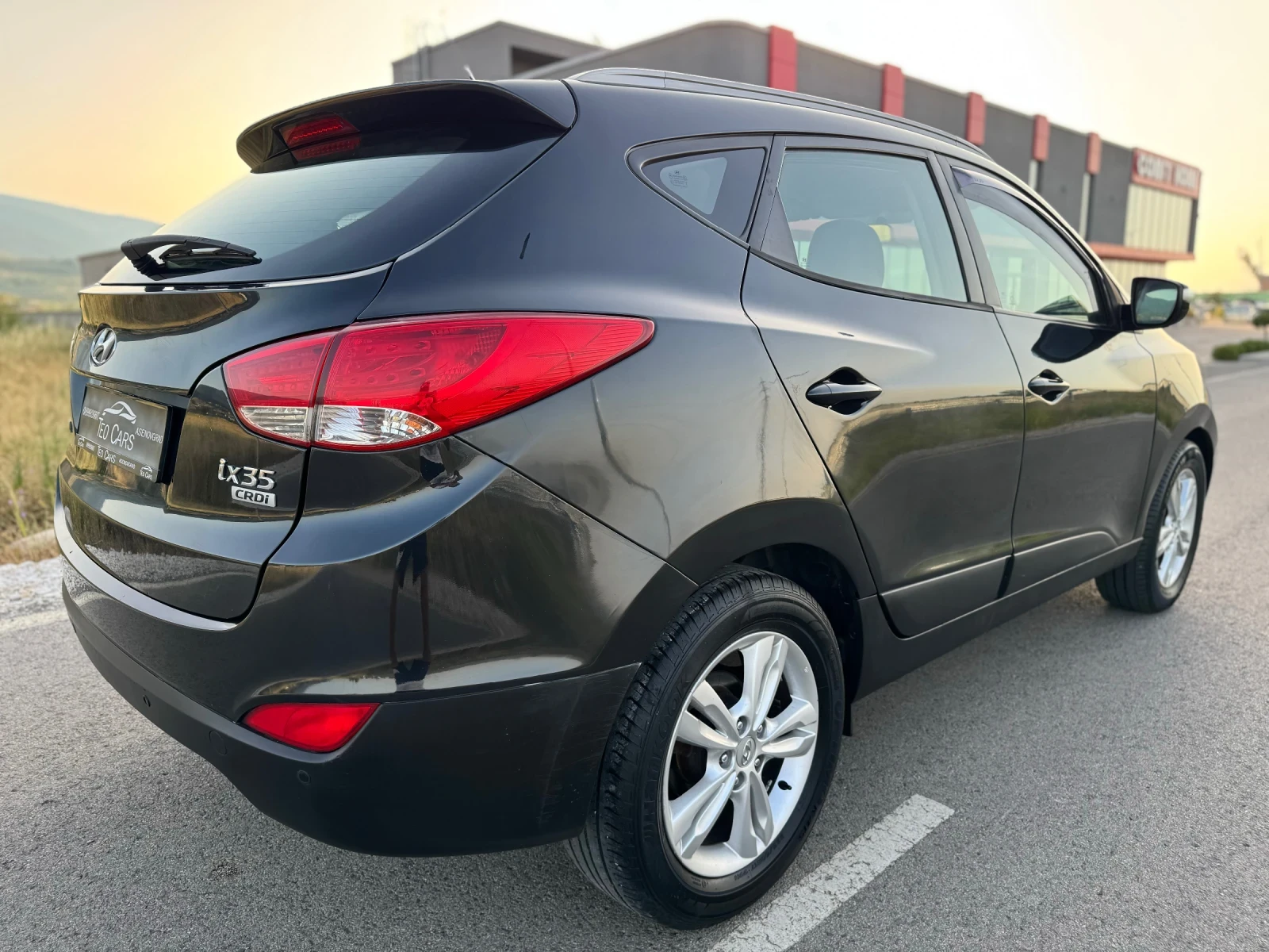 Hyundai IX35 2.0 CRDi 136к.с PARKTRONIC / BLUETOOTH  - изображение 8