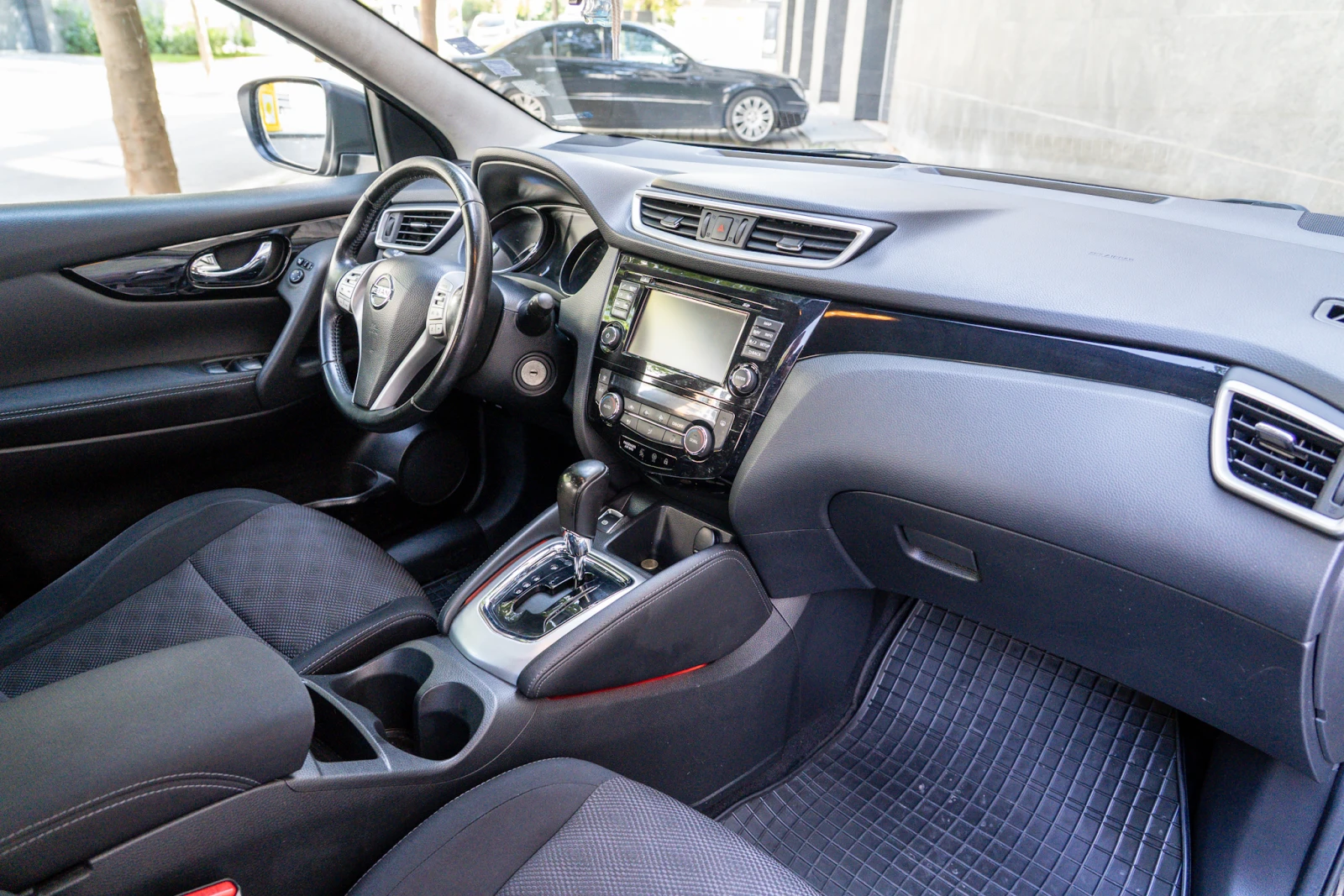 Nissan Qashqai 1.6 dCi - изображение 10